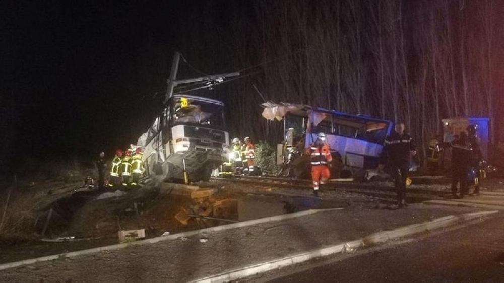 مقتل 4 تلاميذ في تصادم قطار وحافلة جنوبي فرنسا.