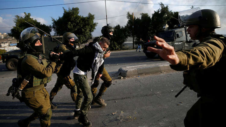 مقتل أسير فلسطيني بعد ساعات من اعتقاله بأيدي القوات الإسرائيلية