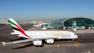 تعرّف على المسافر رقم مليار عبر مطار دبي الدولي