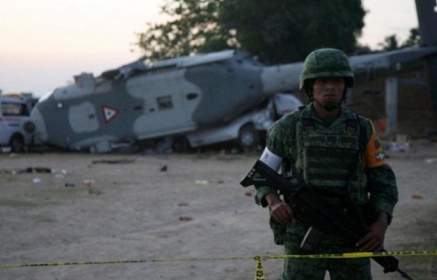 المكسيك: مصرع 5 أشخاص في تحطم مروحية عسكرية