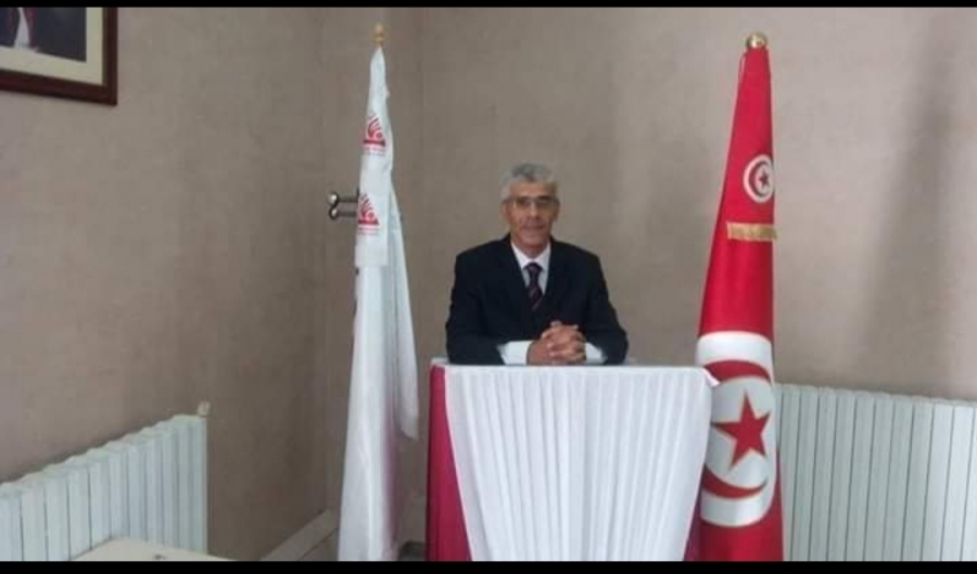 ابو دلو يبارك للدكتور عبدالكريم ابو دلو بحصوله على شهادة الدكتورة من تونس