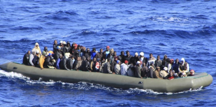 وفاة 15 مهاجرا علقوا بقارب لمدة أسبوع بين جيبوتي واليمن