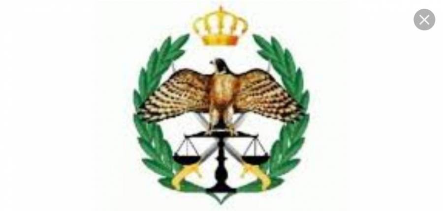 مدير الأمن الوقائي : المُعلم خلع ملابسه