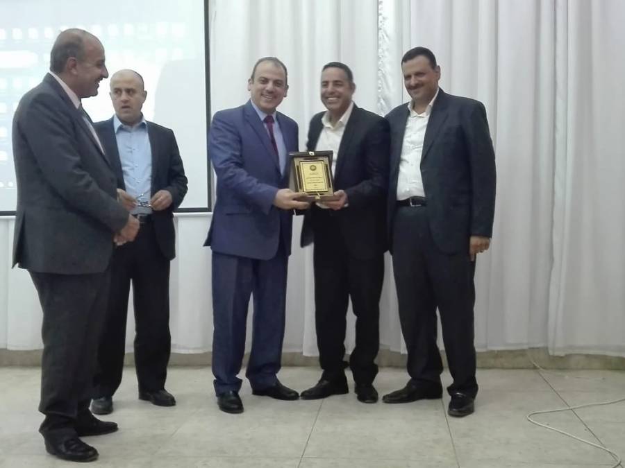 مدير عام المركز الوطني للبحوث الزراعية يرعى يوما علميا للاشجارة المثمرة