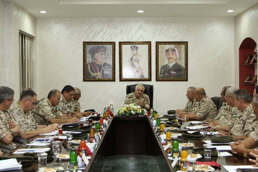 رئيس هيئة الأركان المشتركة يزور مديرية الخدمات الطبية الملكية... صور