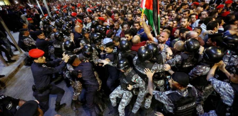 الإخوان المسلمين: لا علاقة لنا بإضراب المعلمين