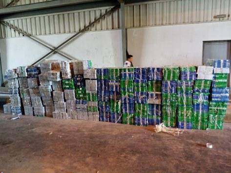 ضبط 124 كرتونة دخان عبر حدود جابر