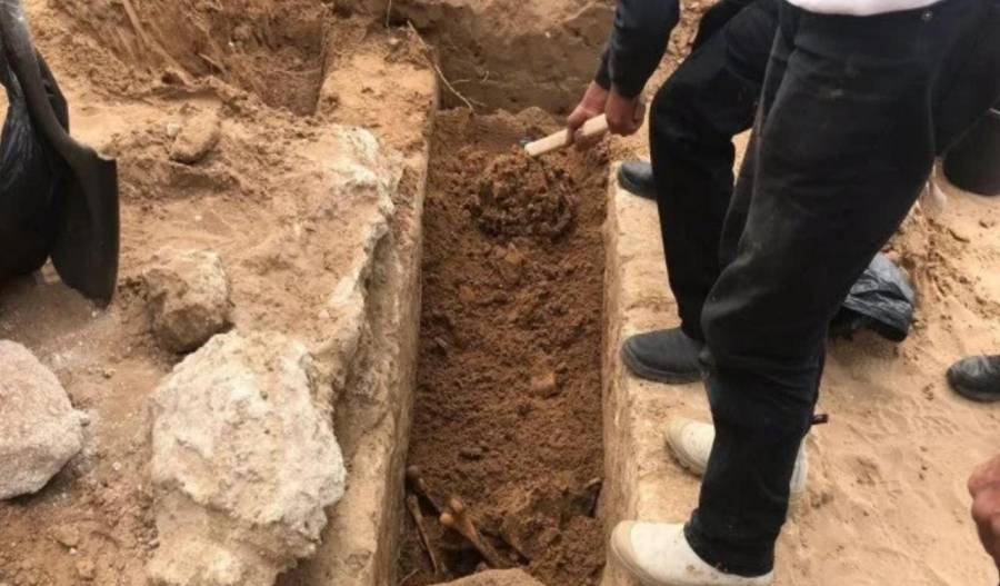 نبش قبر طفل سوري وإخراج جثته في لبنان... تفاصيل