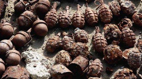 العثور على قنابل قديمة في منطقة زي بمحافظة السلط