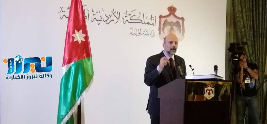 الرزاز على شاشة التلفزيون الاردني للحديث حول ازمة المعلمين