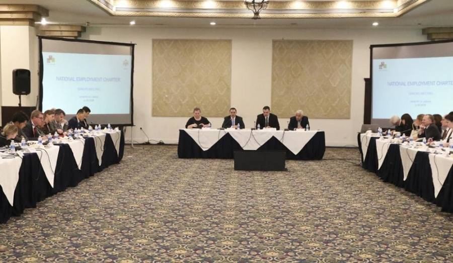 الحكومة تعقد اجتماعا للمانحين لدعم برامج التشغيل