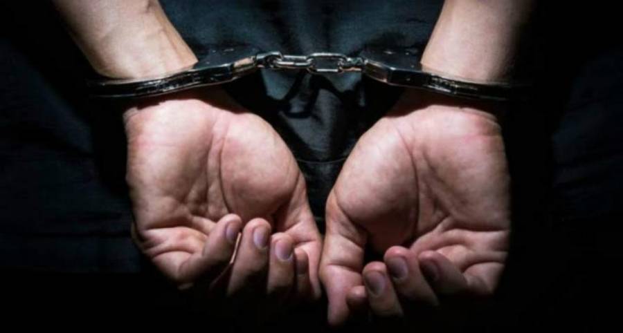 توقيف موظف بمتحف الاثار استبدل قطع اثرية بأخرى مزيفة  وآخر زوّر للاتجار بتصاريح العمل