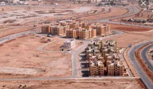 ’الأراضي‘ تنهي معاناة سكان مدينة الشرق بالزرقاء باصدار سندات تسجيل