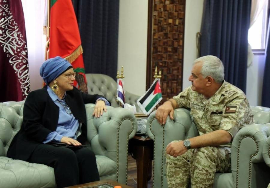 رئيس هيئة الأركان المشتركة يستقبل السفيرة الهولندية