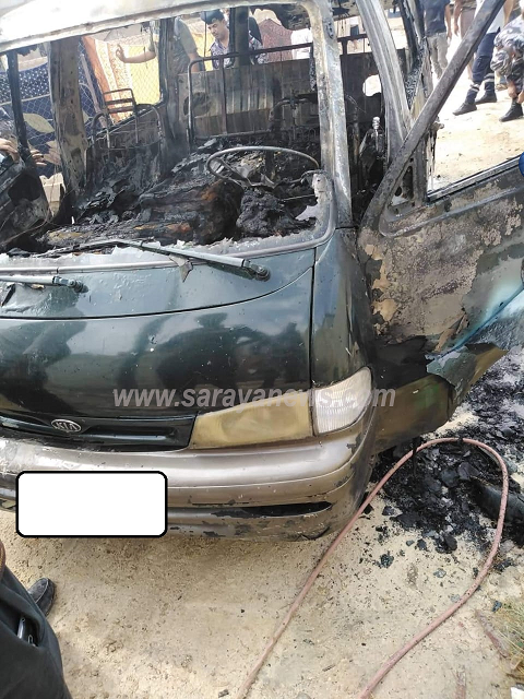 إخماد حريق باص صغير بمنطقة الكرامة في الشونه الجنوبية