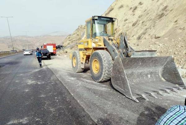 تحذيرات قبل وقوع الكارثة .. بؤر انهيارات عمان اربد على حالها