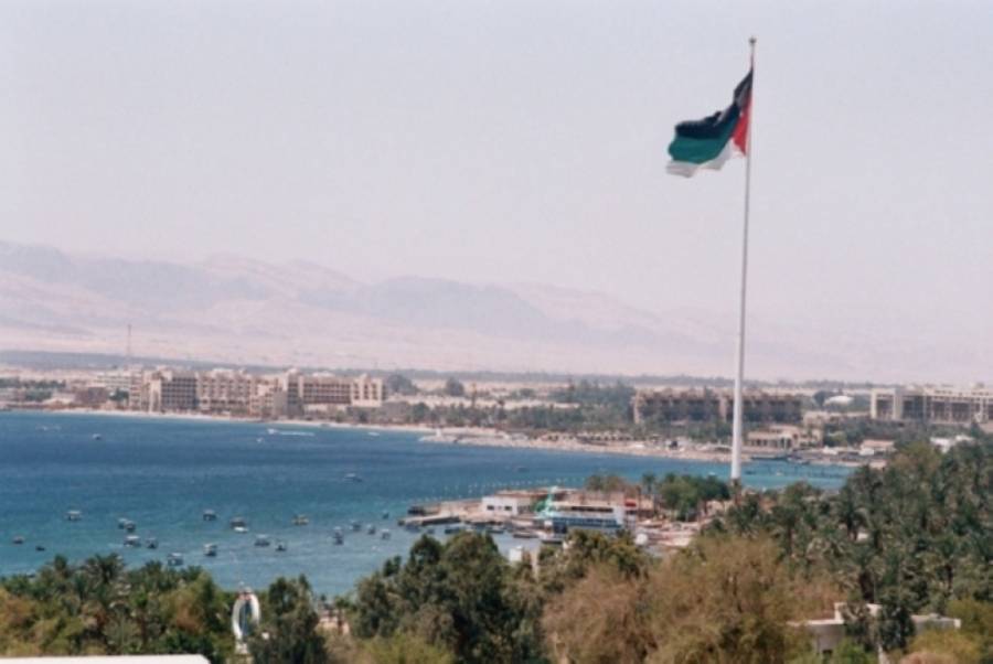 أول رحلة طيران منخفض التكاليف تصل العقبة