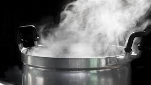 عاجل : شخصان يحرقان آخر بـ”ماء مغلي” إثر خلافات بعجلون