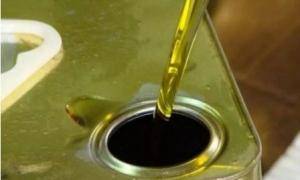 الغداء والدواء تنشر قائمة بأسماء اشخاص يبعون زيتاً مغشوشاً للمواطنين