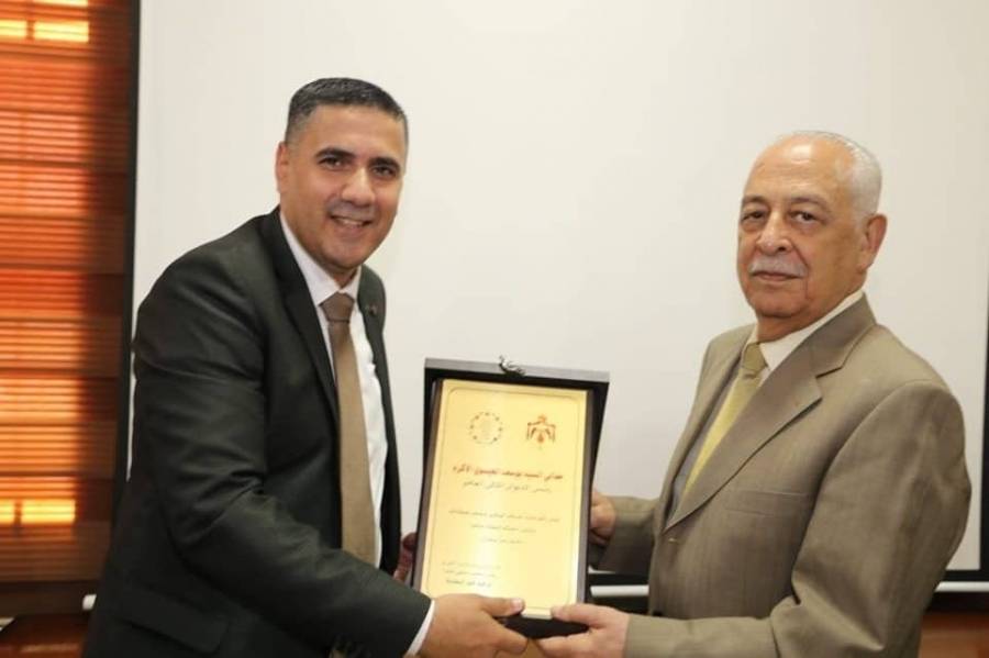 البطاينة: نسعى لتكون حكما نموذجاً للمجالس المحلية في الأردن