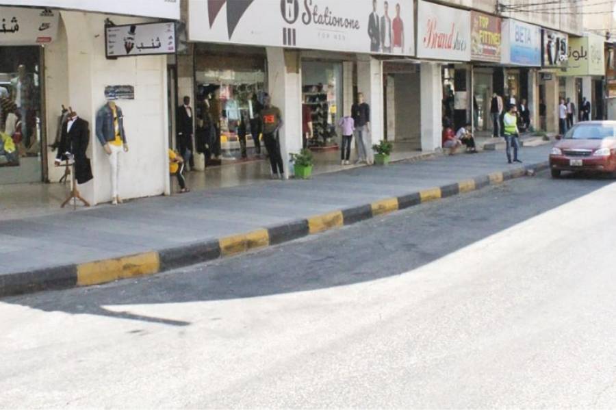 حالة الركود تتسبب بإغلاق عشرات المحال التجارية في إربد
