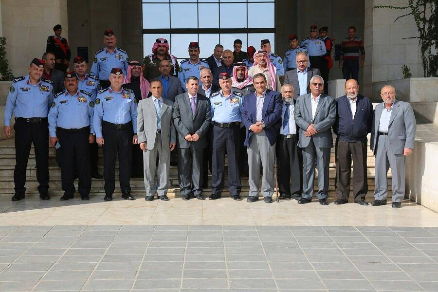 تجمع المتقاعدين العسكريين لقصبة المفرق يزور مديرية الأمن العام.