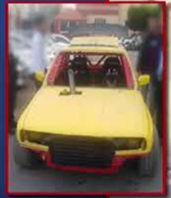 ضبط سائق مركبة عرض حياته والآخرين للخطر (فيديو)