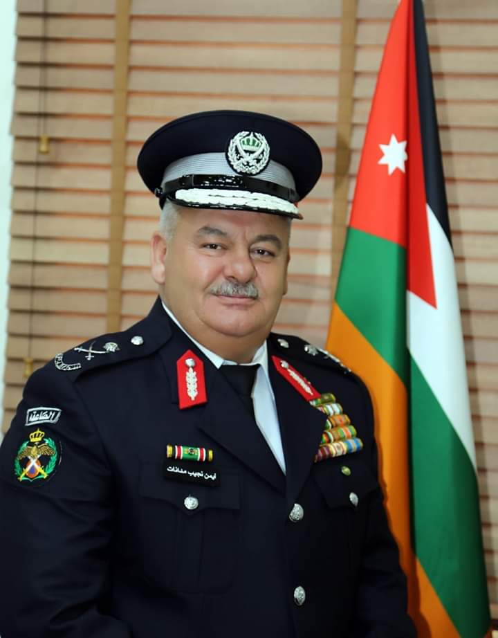 اللواء  مدانات يوجه رسالة لمرتبات الدفاع المدني