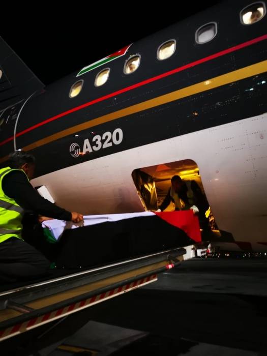 رئيس الديوان يحضر مراسم وصول جثمان المرحوم السفير جرادات