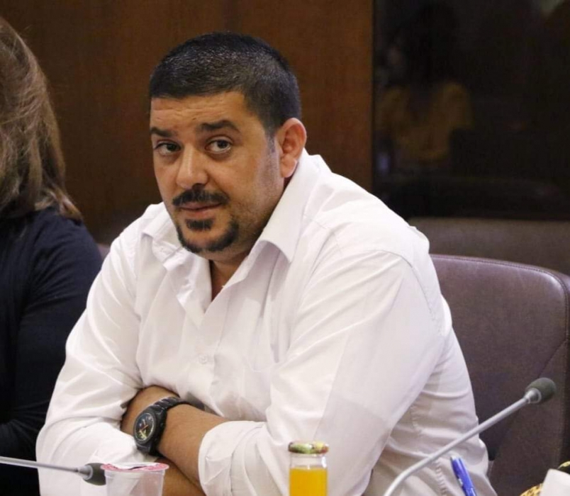 خالد الخشمان مدير الأمن في جامعة العلوم الاسلامية