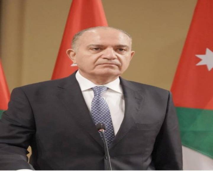 العضايله  إستراتيجية للتواصل مع الإعلام دوريًّا