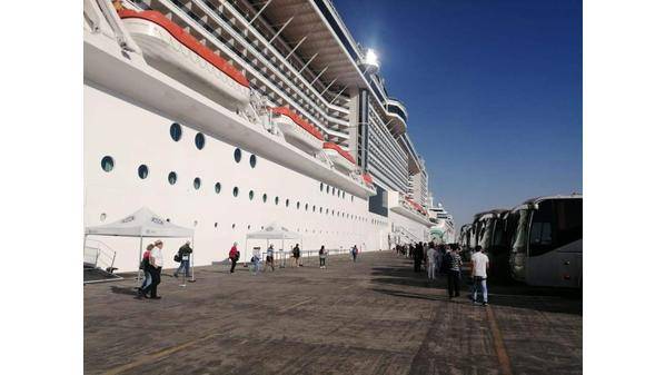 3 بواخر سياحية ترسو في ميناء العقبة تحمل 6 آلاف سائح