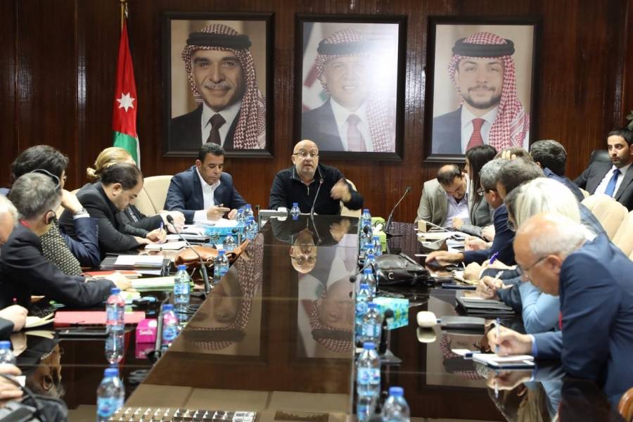 وزير المياه والري  يستعرض مع وفد حلف الناتو ابرز التحديات المائية ويؤكد السير قدما بالخيار الاردني ( الناقل الوطني )