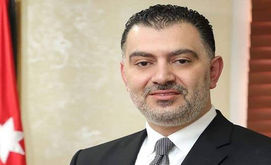 العمل تفند عدد من الاشاعات التي طالت الوزارة ووزيرها البطاينة