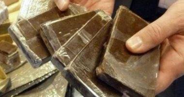 10 سنوات لـ «سوري» نقل 26 كغم حشيش بقصد الاتجار