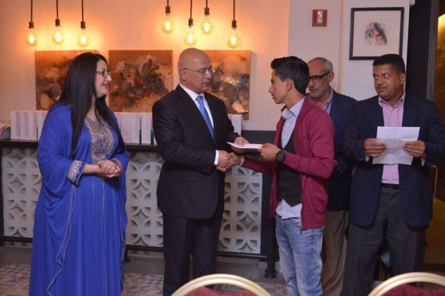 النسور يرعى حفل تكريم اوائل طلبة التوجيهي في الثانوية العامه في الاغوار الجنوبية