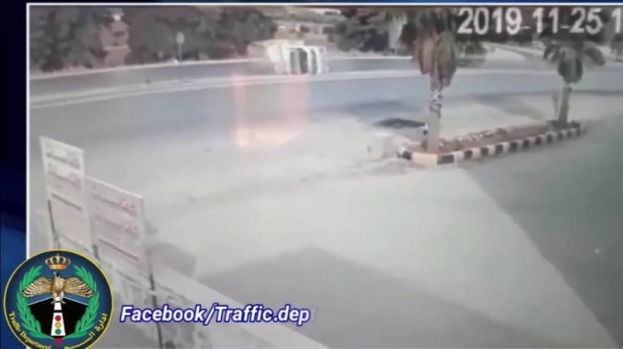 بالفيديو .. لحظة تدهور شاحنة في الجويدة