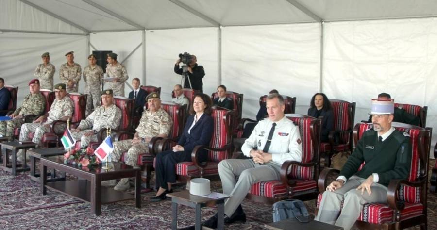 القوات المسلحة تستلم عدد من الآليات العسكرية من الجانب الفرنسي