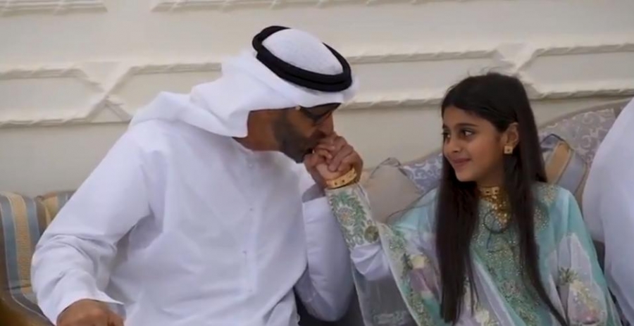 تعرف قصة الطفلة عائشة التي زارها الشيخ محمد بن زايد؟‎.... فيديو وصور