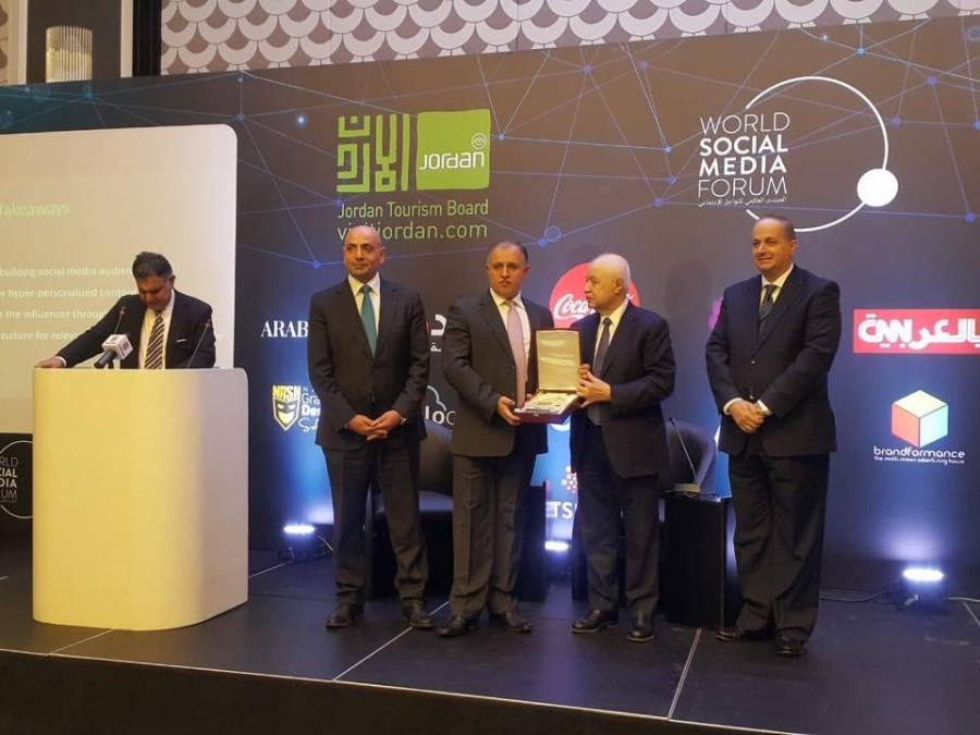 سوشل ميديا فروم تمنح جوائزها لمؤثري التواصل الإجتماعي