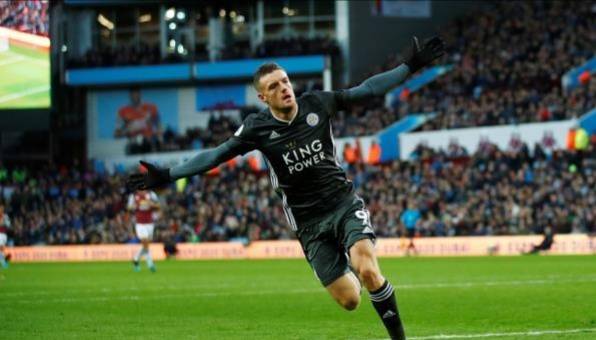 فاردي يقود لستر للفوز على أستون فيلا