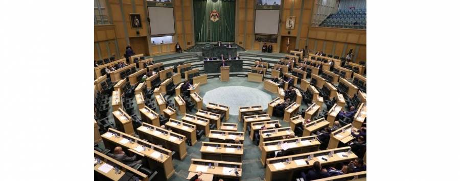 مطالب نيابية برفع الحد الأدنى للأجور الى 280 دينارا