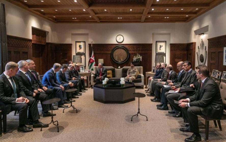 الملك يؤكد أهمية دور عشائر الشركس بالمساهمة في مسيرة بناء الوطن