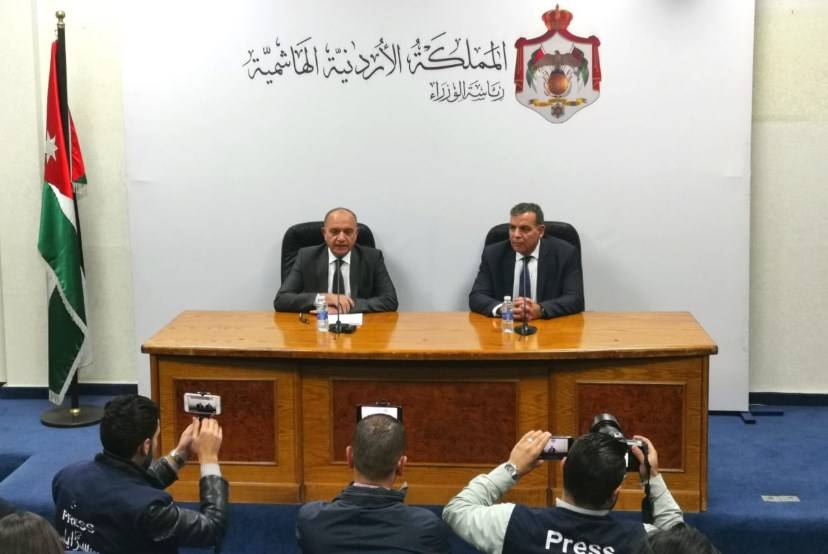 وزير الصحة: لا توجد أي دولة في العالم تأخذ قراراً بتعطيل المدارس فيها جراء مرض انفلونزا الخنازير.