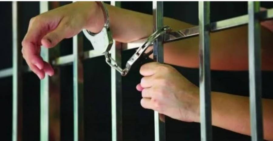 توقيف مواطن بتهمة التحقير والترويج للدعارة في الأغوار