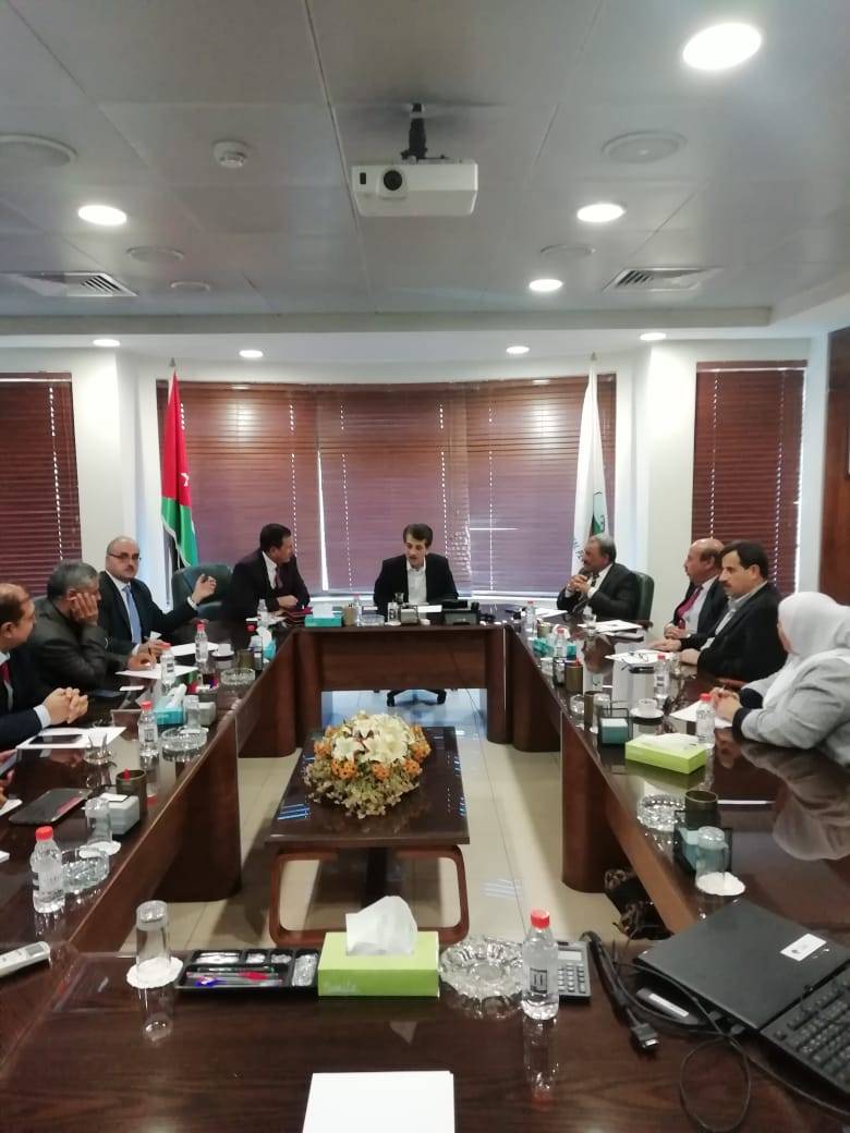 الخصاونه يستقبل اللجنه الوطنيه للعسكريين السابقين... صور