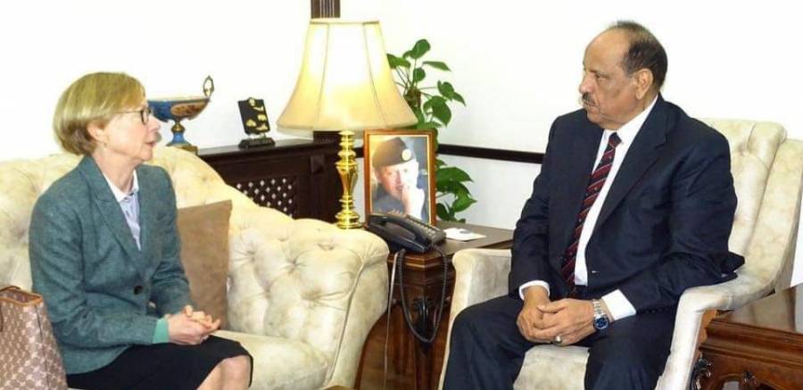 وزير الداخلية يلتقي السفيرة الالمانية في عمان