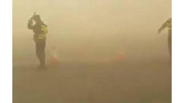 إغلاق طريق الكرك  محي بسبب الأتربه والغبار الكثيف