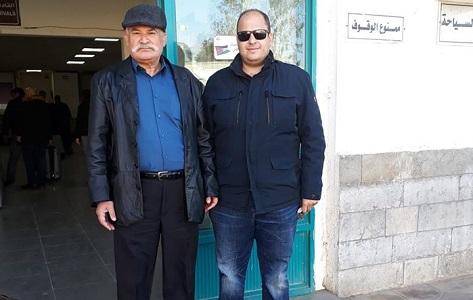 والد أصغر أسير أردني يزوره في سجنه