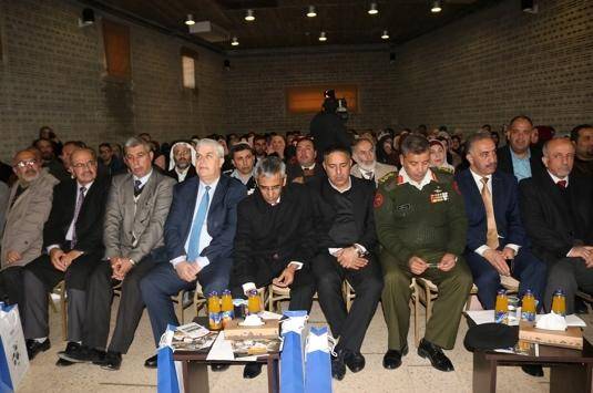 العمل تطلق حملة (مهنتك بيدك)